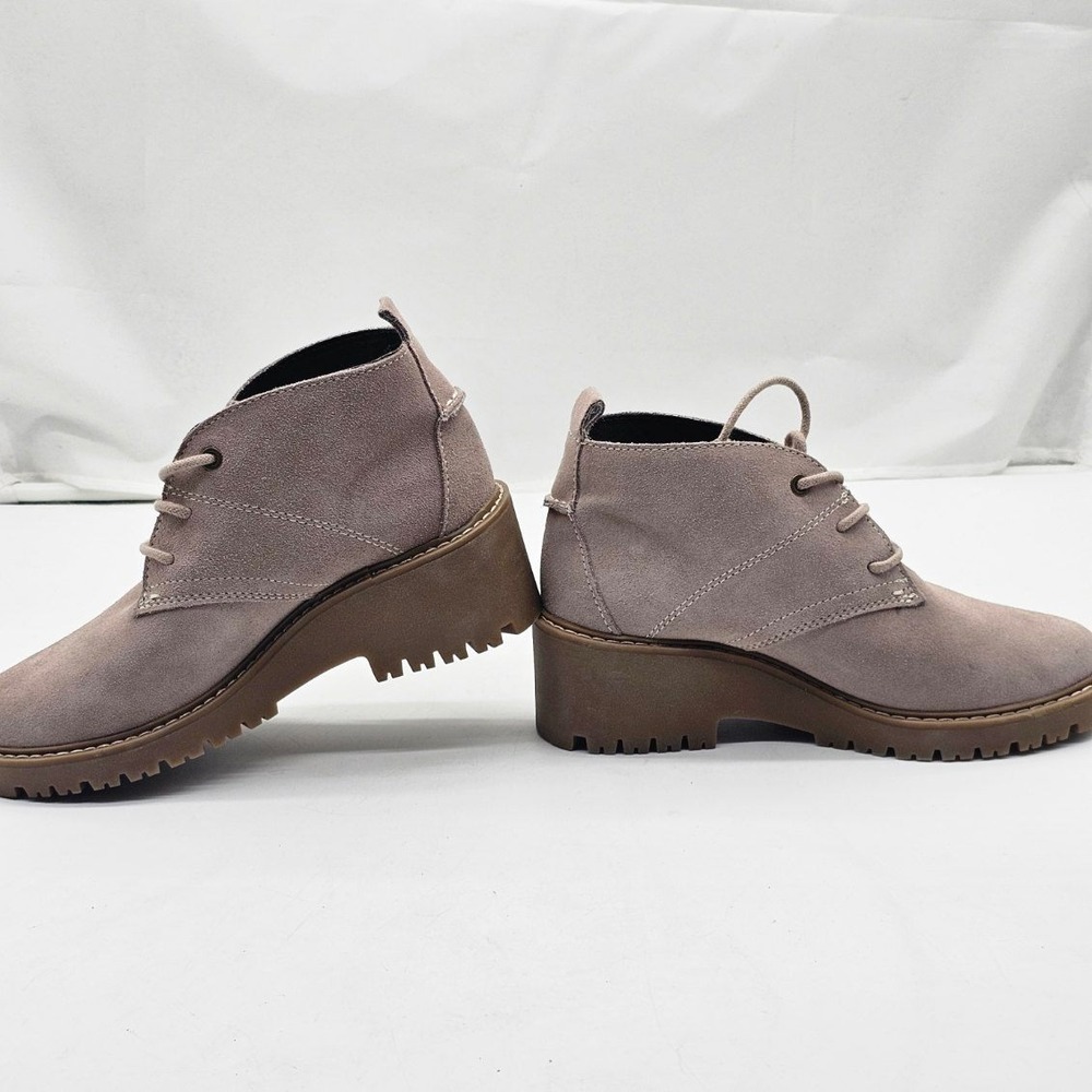 White Mountain Danny Ankle Boots Women 7.5 Taupe Suede Lug Sole W33627